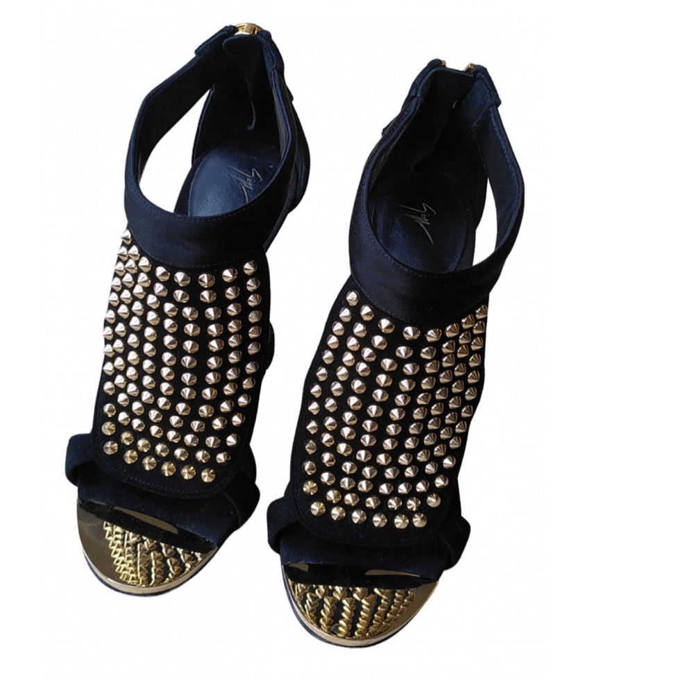 Giusseppe Zannotti Studded Satin Heel Suede Bootie - Picture 11 of 11